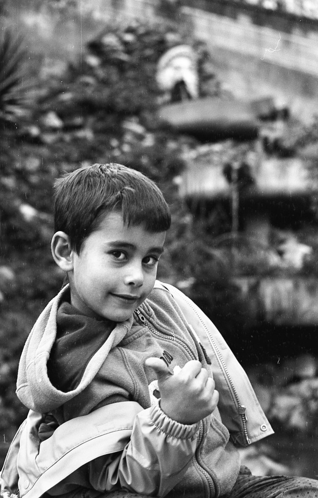  2019  ©  FOTOgrafie | Silvio Incocciati | Roma - Nuova Ferrania P30  Sviluppata in Kodak Tmax Dev 1:6 @24°C 7 minuti.  Dati ripresa 1/60  f/4. Leica M7 Voigtlander Heliar Classic 75mm f1.8 VM. 